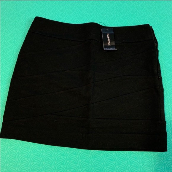Express - 2 Miniskirts - Picture 3 of 3